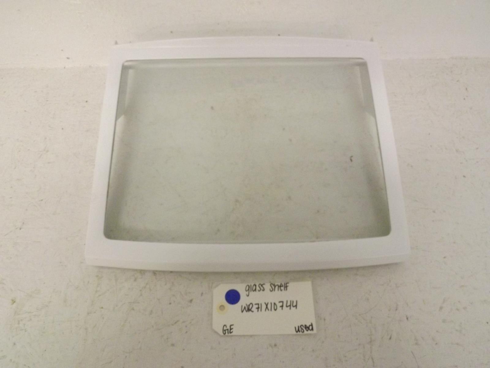 GE Refrigerator WR71X10744 Glass Shelf Used GE Refrigerator WR71X10744 Glass Shelf Used
